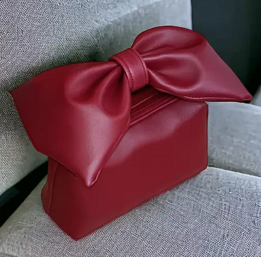 Simple & Sweet Bow Bag – Minimalist  Handbag