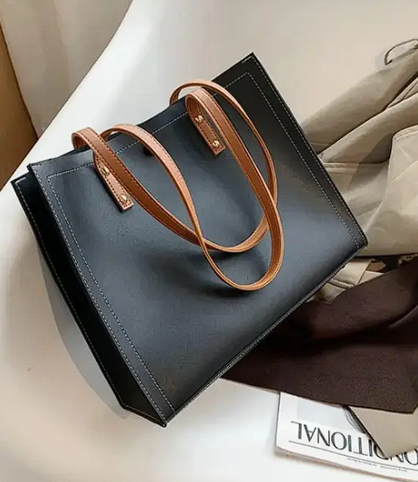 Elegant Solid PU Handbag for Women (14 Inch)