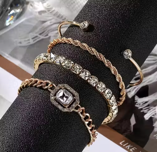 Charm Bracelet Set – 4-Piece